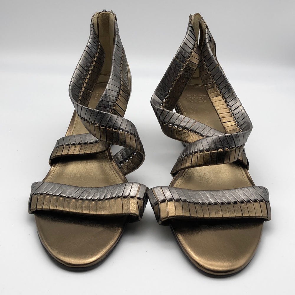 Circa Joan & David Luxe Wedge Heels Pumps